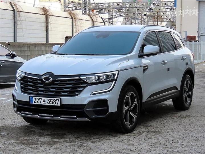 Renault QM6 2.0 LPe 2WD RE 3