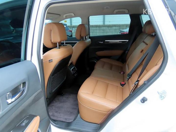 Renault QM6 2.0 LPe 2WD RE 7