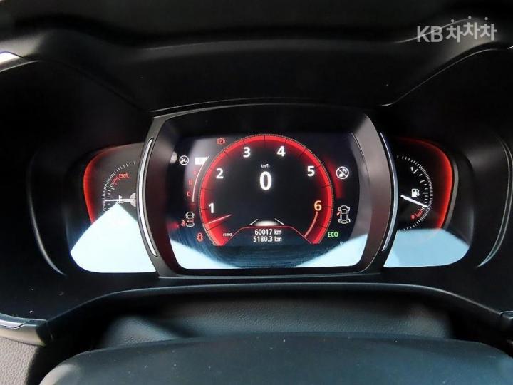 Renault QM6 2.0 LPe 2WD RE 10