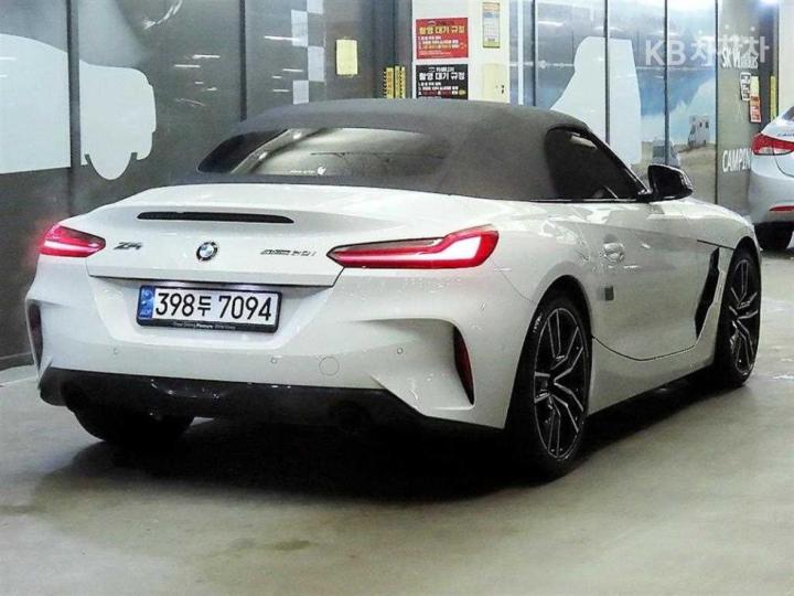BMW Z4 sDrive 20i M Sport Line 5