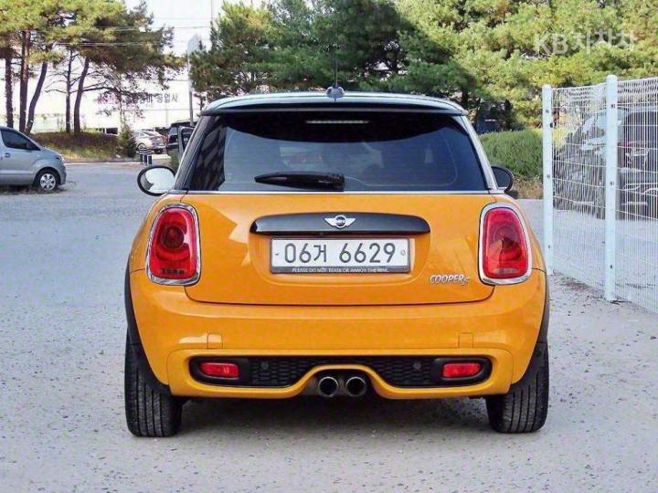 Mini Cooper S 1.6 Base Type 5