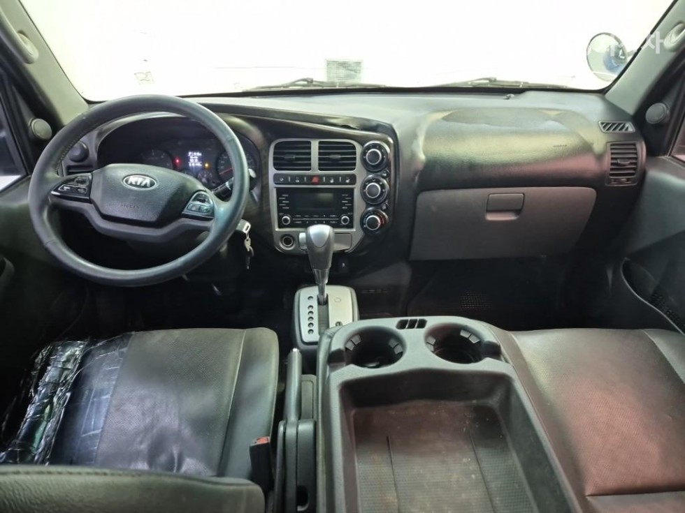2017 - kia bongo iii