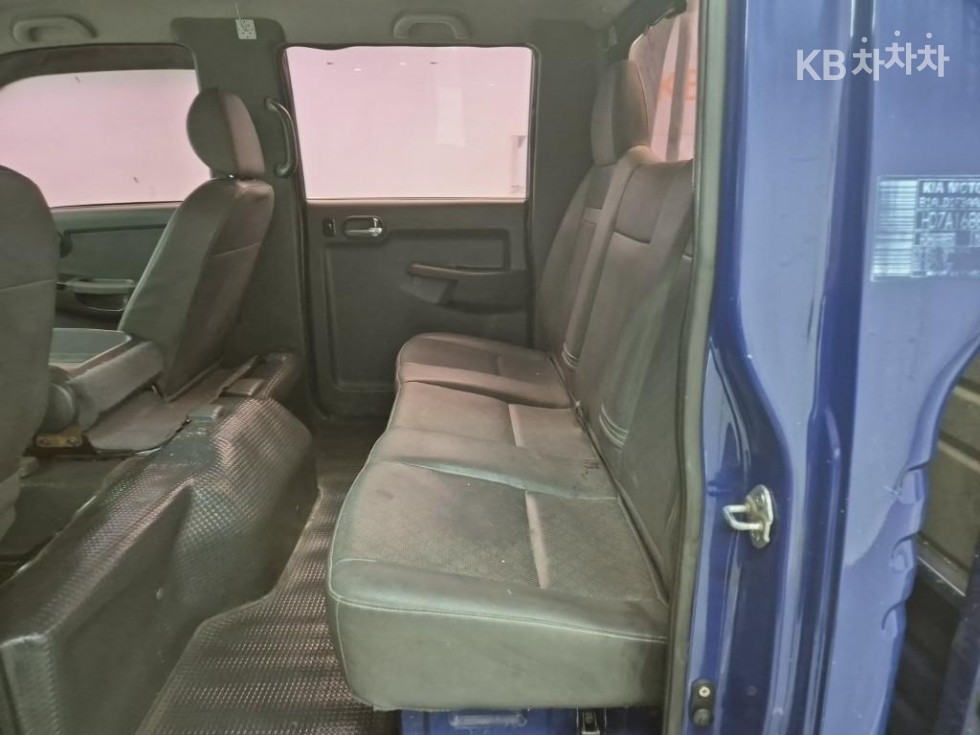 2017 - kia bongo iii