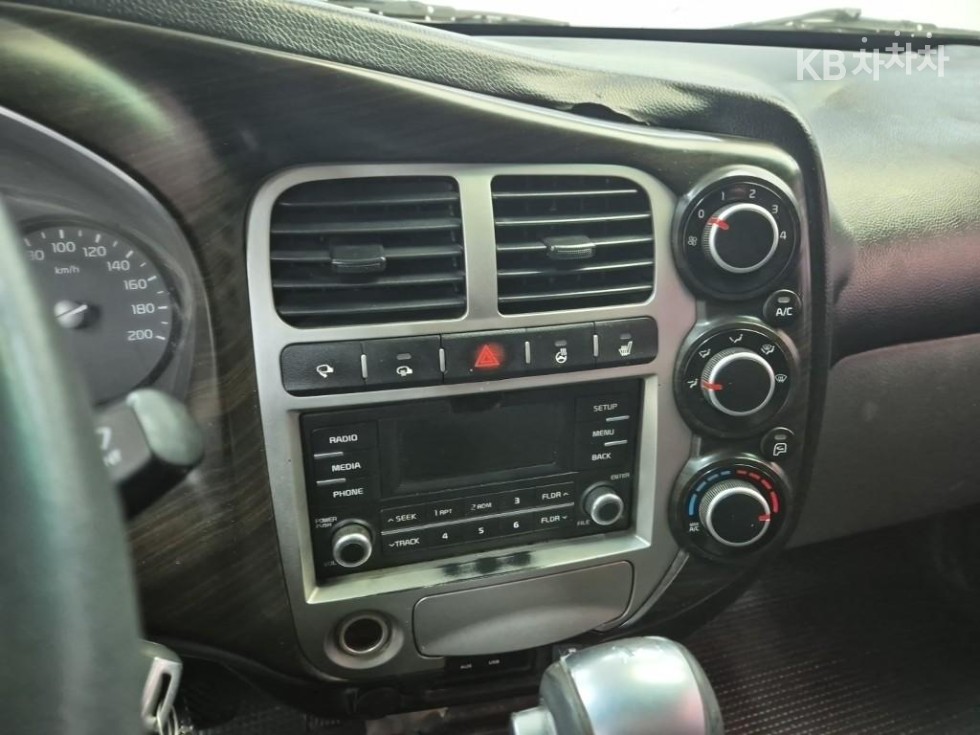 2017 - kia bongo iii