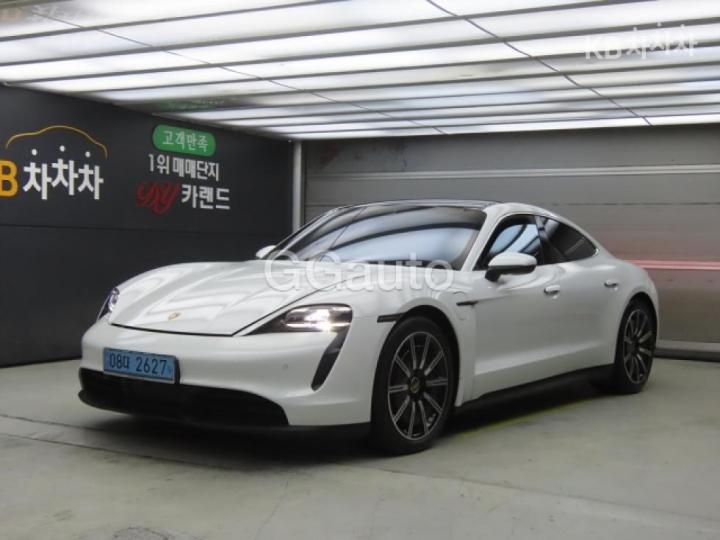 Porsche Taycan 4S 2