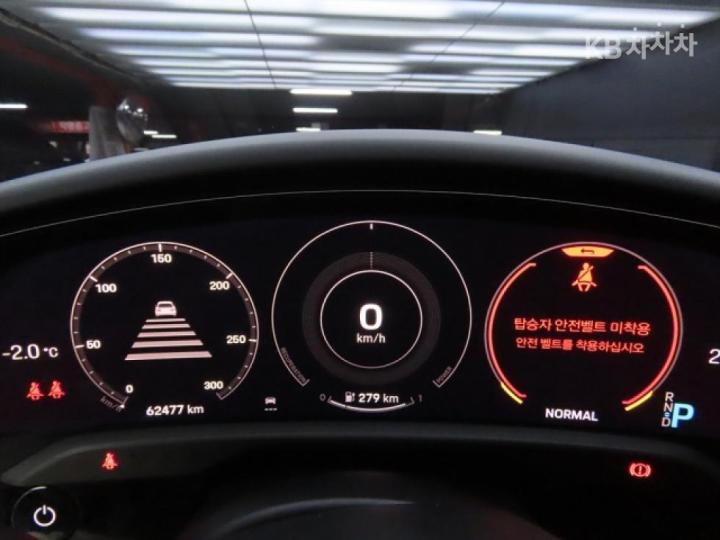 Porsche Taycan 4S 10