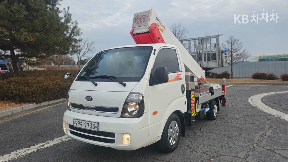 2020 - kia bongo iii