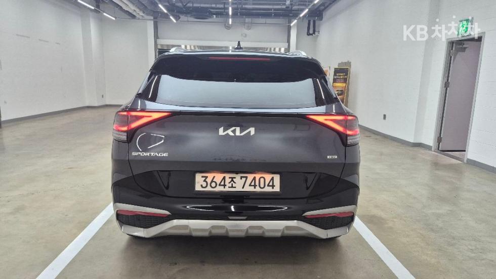 2022 - kia sportage