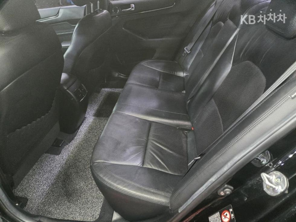 2011 - kia k7