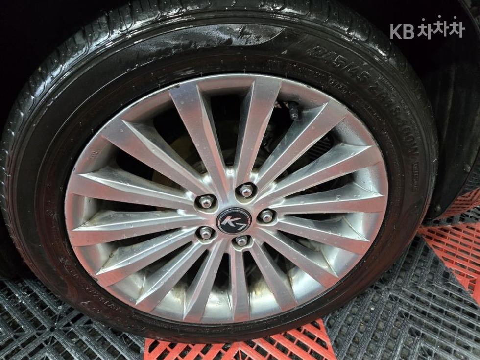 2011 - kia k7