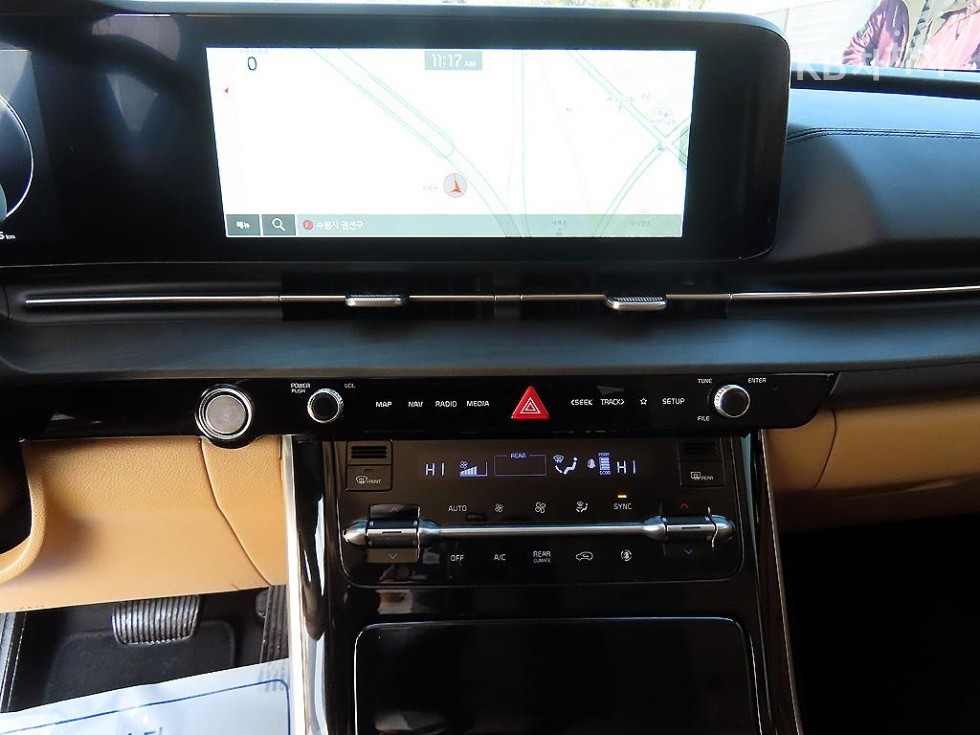 2023 - kia carnival