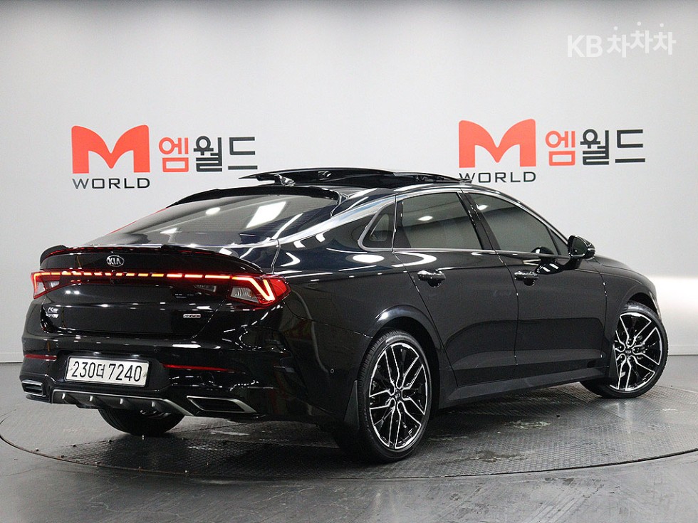 2020 - kia k5
