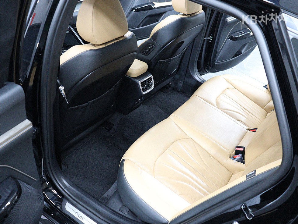 2020 - kia k5