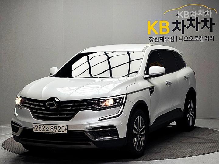 Renault QM6 2.0 LPe 2WD LE 8