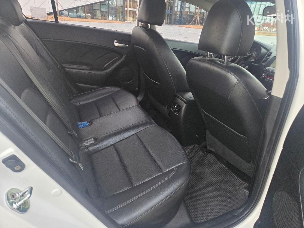 2015 - kia k3