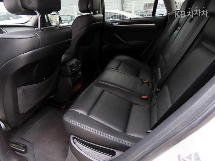 BMW X6 3.0d E71 7