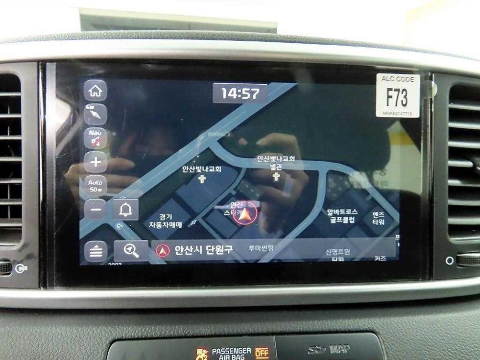 2021 - kia sportage