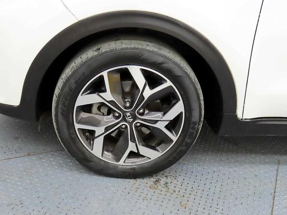 2021 - kia sportage