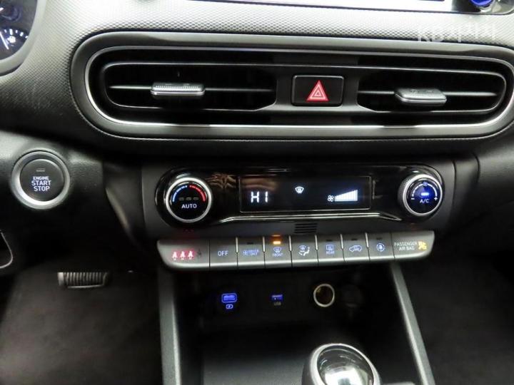 Hyundai Kona Hybrid 1.6 HEV Modern 10