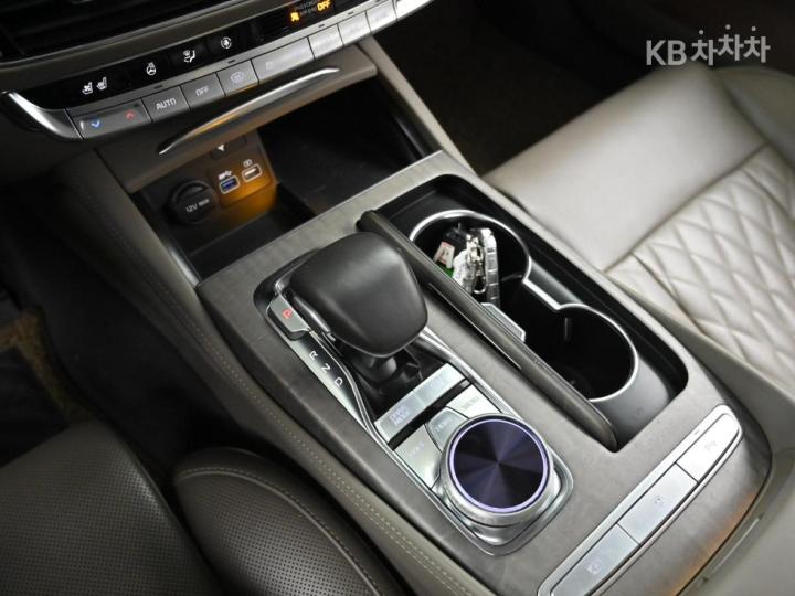 Kia K9 3.8 GDI AWD Best Selection Ⅱ 10