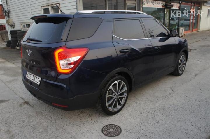 KG Mobility (Ssangyong) Tivoli Air Gasoline 2WD IX 6