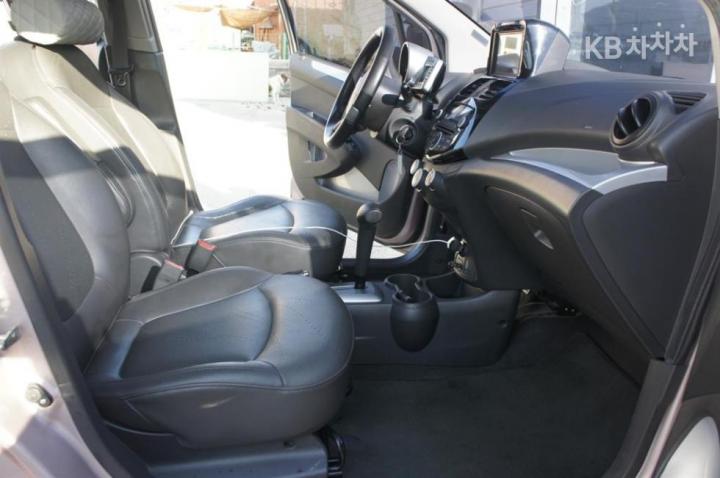 Chevrolet Spark LT Base Type 8