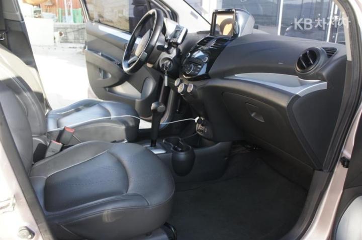 Chevrolet Spark LT Base Type 9