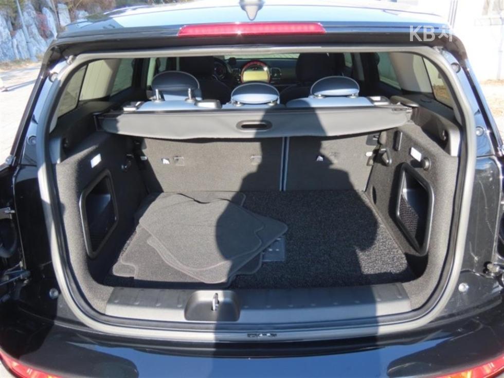 2023 - mini clubman
