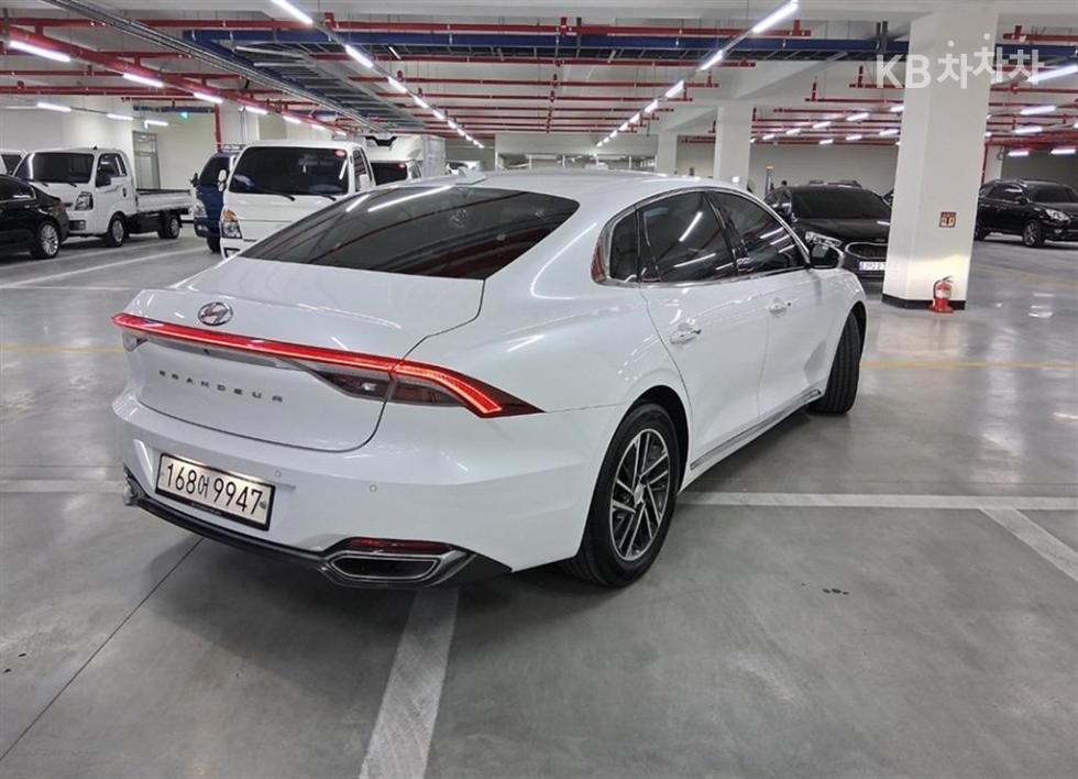 Hyundai Grandeur — miniaturë 4