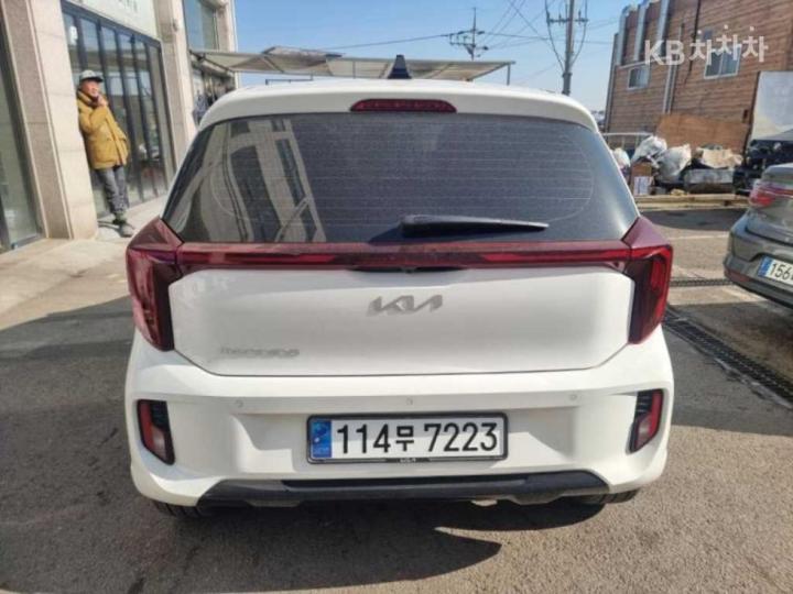 Kia Morning JA 1.0 Gasoline Signature 4