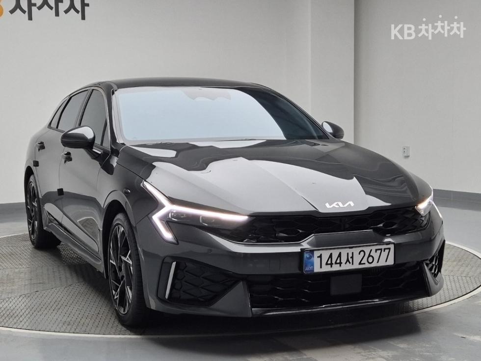 2025 - kia k5