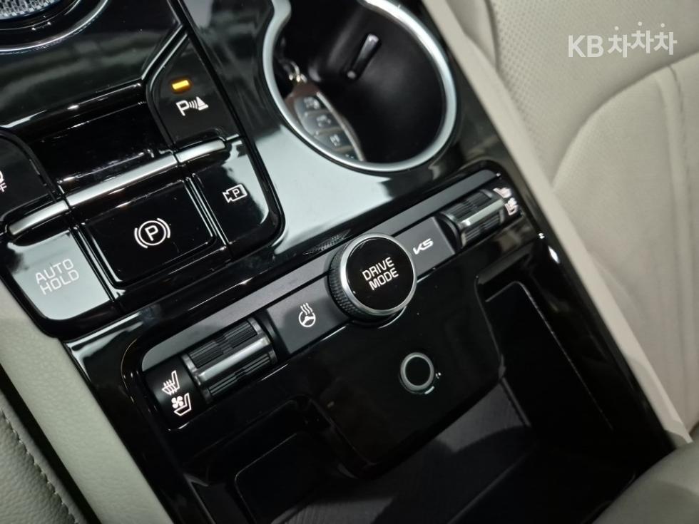 2025 - kia k5