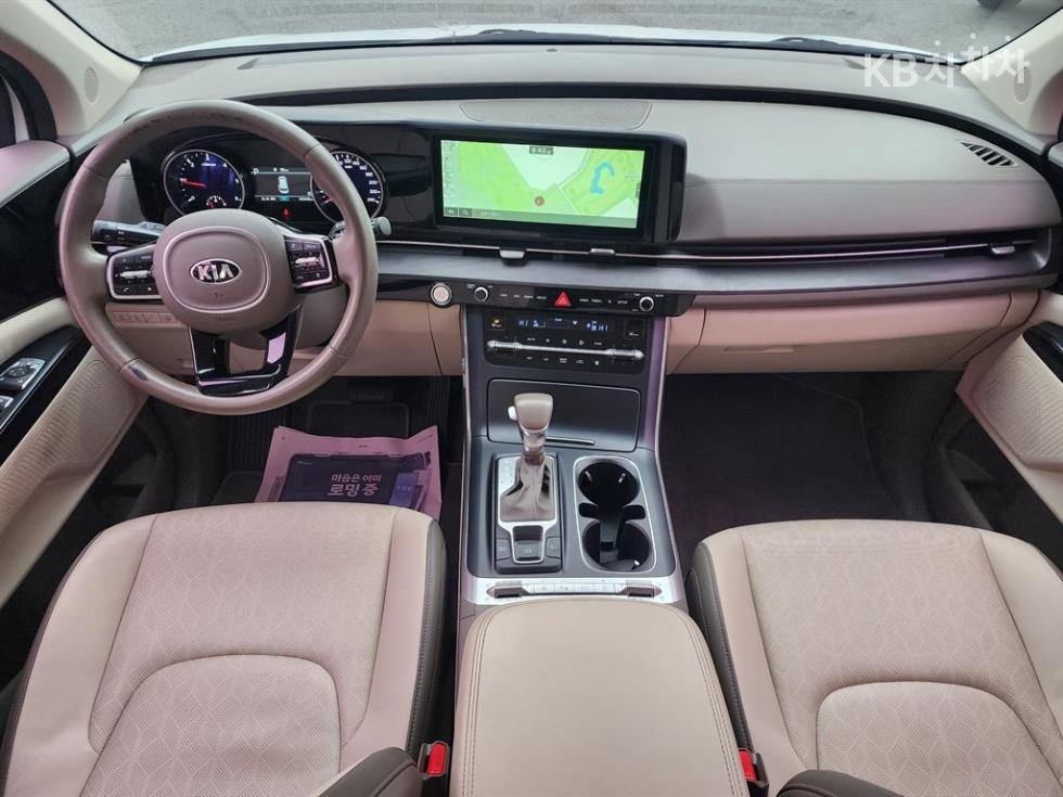 2021 - kia carnival
