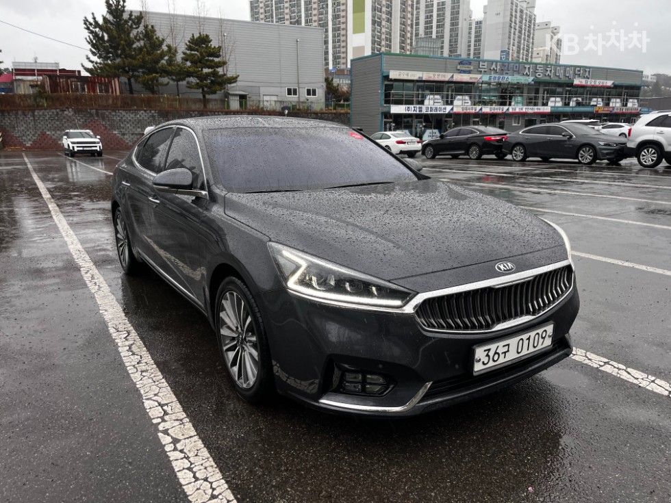2017 - kia k7