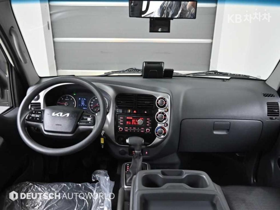 2022 - kia bongo iii