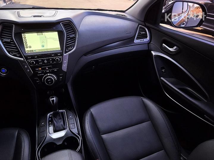 Hyundai Santa Fe The Prime Diesel R2.0 2WD Premium 9