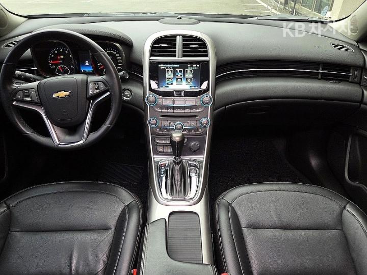 Chevrolet Malibu 2.0 LTZ Deluxe Pack Black Wheel 7