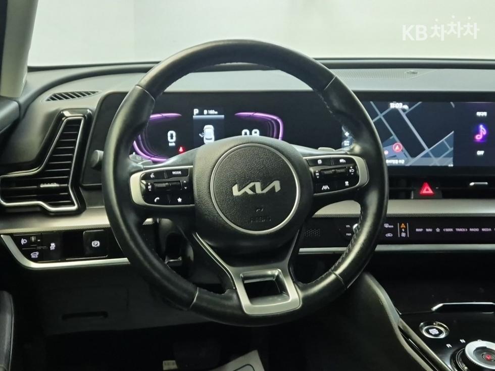2023 - kia sportage