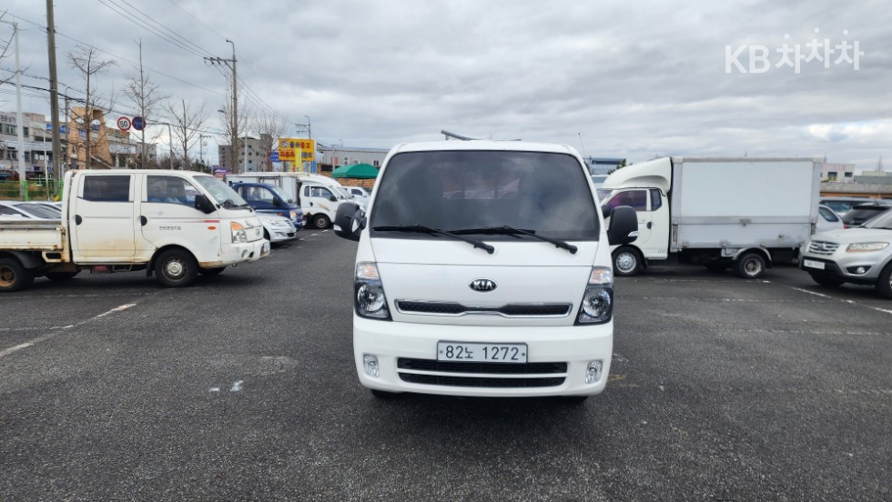 2019 - kia bongo iii
