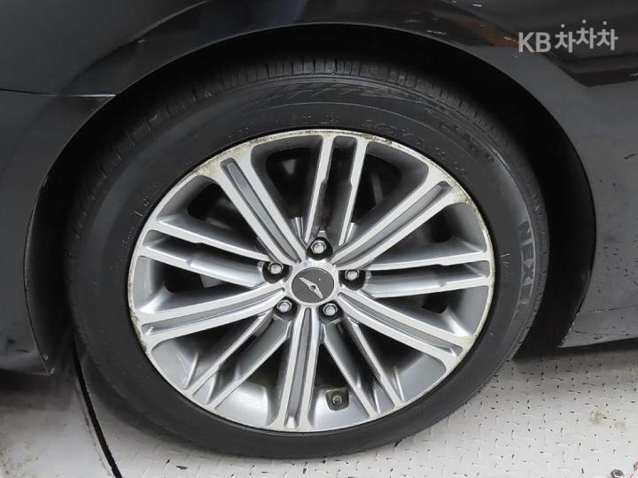 Genesis G80 3.3 GDI AWD Luxury 6