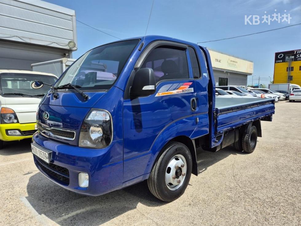 2017 - kia bongo iii