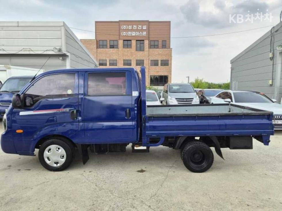 2016 - kia bongo iii