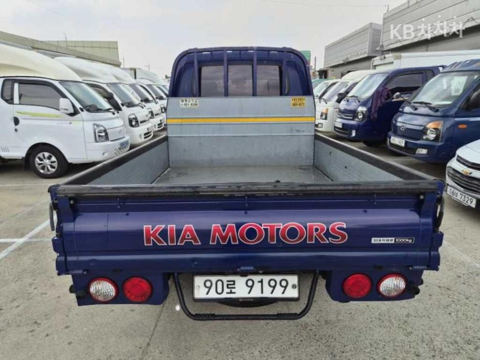 2016 - kia bongo iii