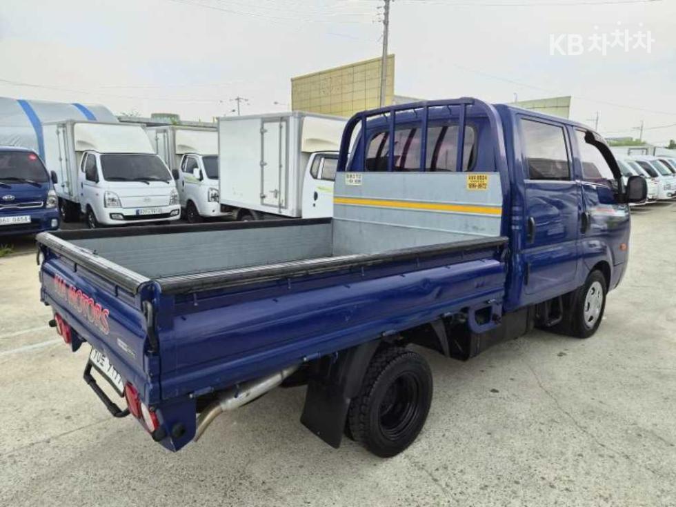 2016 - kia bongo iii