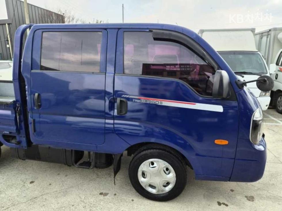 2016 - kia bongo iii
