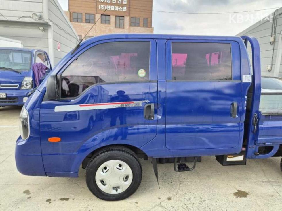 2016 - kia bongo iii