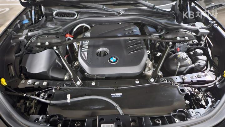 BMW 7 Series G70 740d xDrive M Sport 7