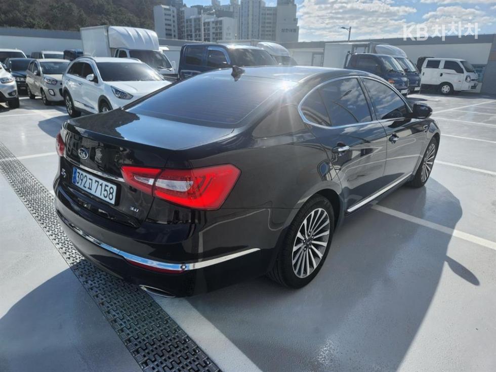 2013 - kia k7