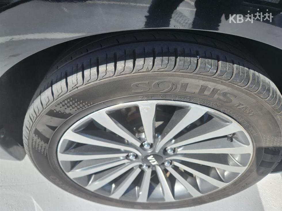 2013 - kia k7