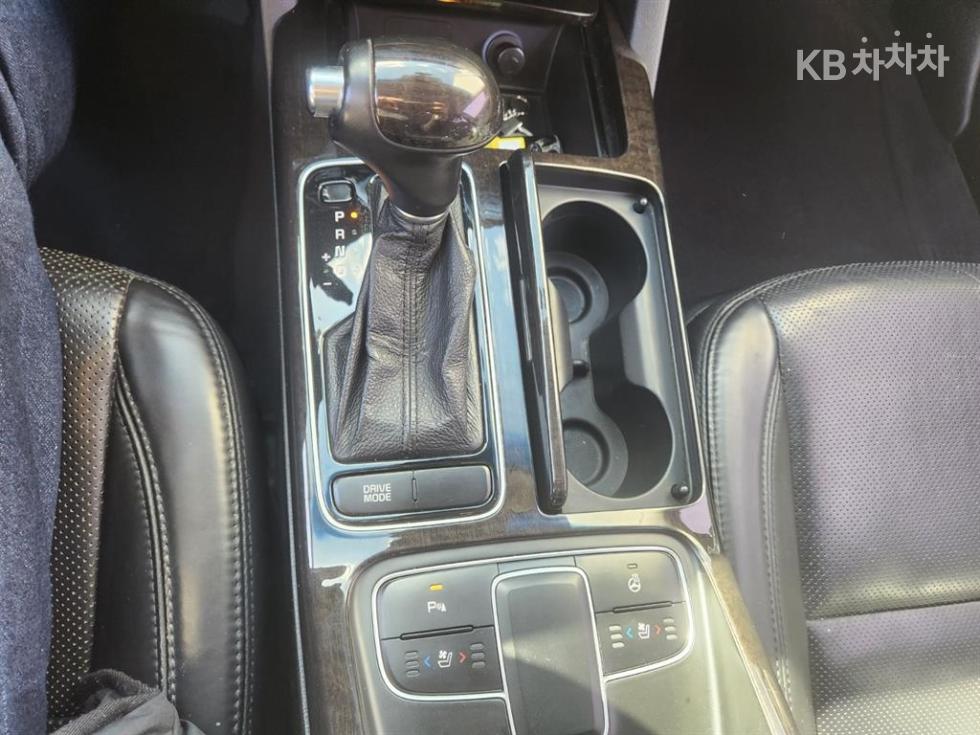 2013 - kia k7